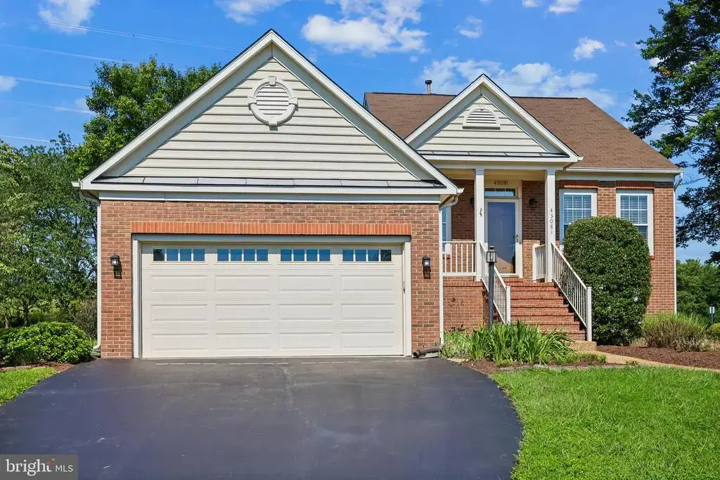 43081 Binkley Cir, LEESBURG