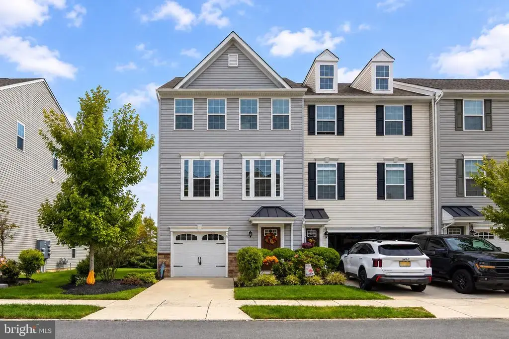 20 Peacock Cir, SEWELL