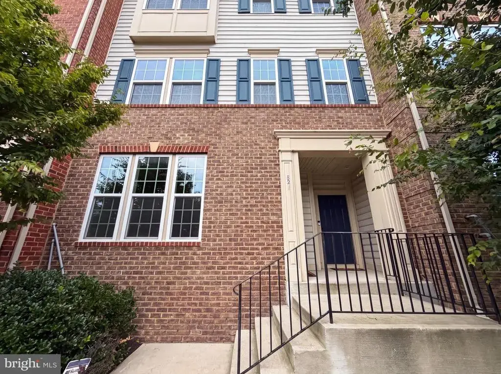 8221 Greenbelt Station Pkwy #310j, GREENBELT