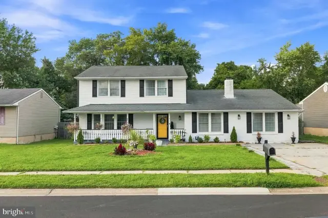 58 Upland Ct, Newark