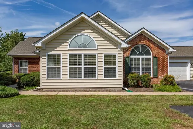 6294 Autumn Leaf Dr, Fredericksburg
