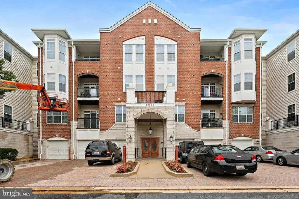 5910 Great Star Dr #105, CLARKSVILLE