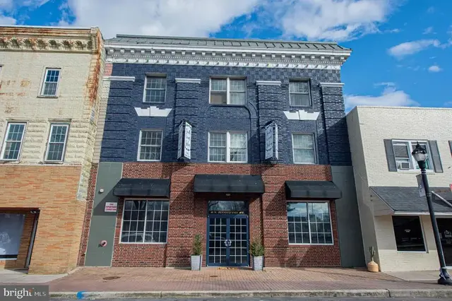 10 Pennsylvania Ave #h, Delmar