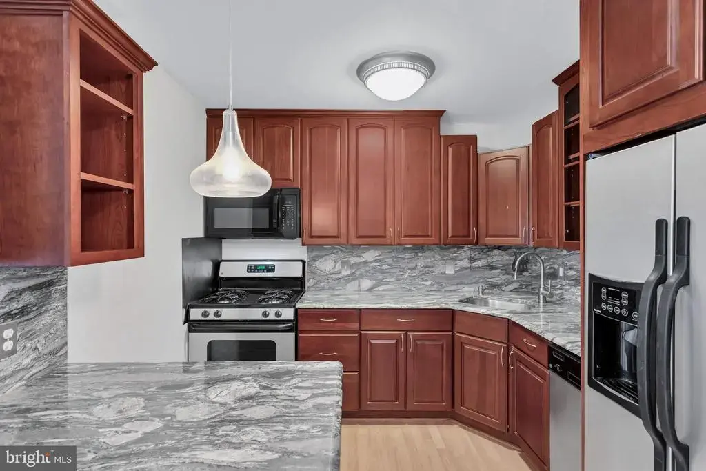 2401 H St Nw #409, WASHINGTON
