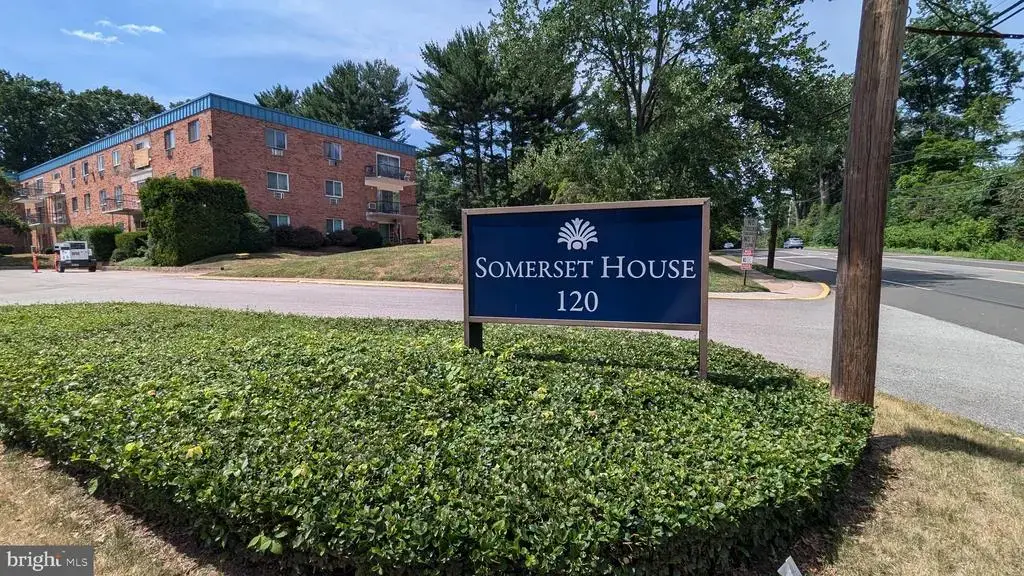 120 N Bethlehem Pike #202-a, FORT WASHINGTON