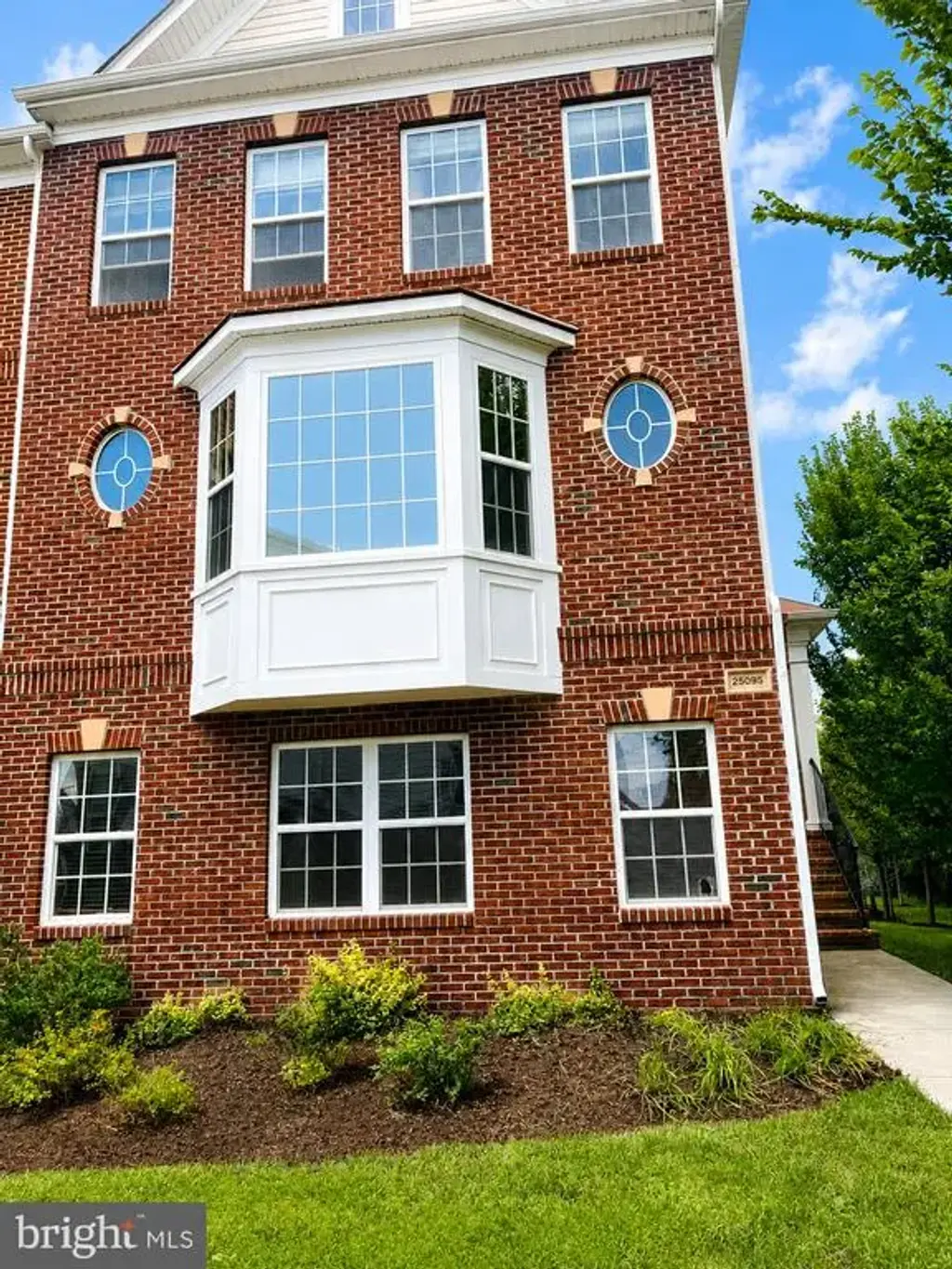 25095 Croxley Green Sq, ALDIE