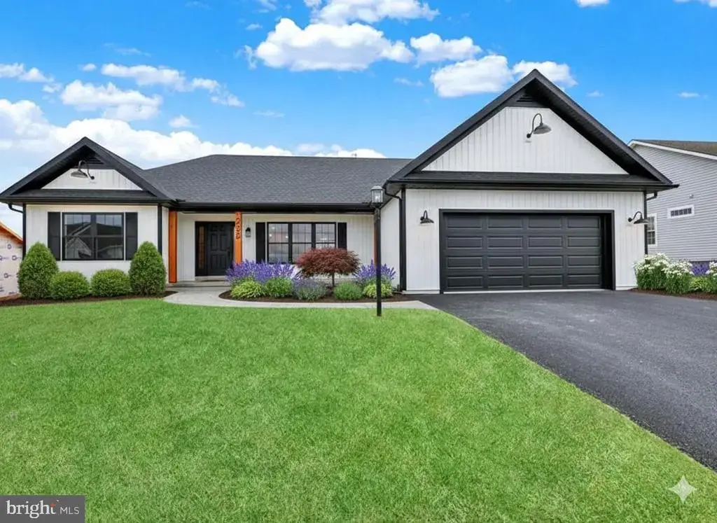 013 Starlight Lane, LEBANON