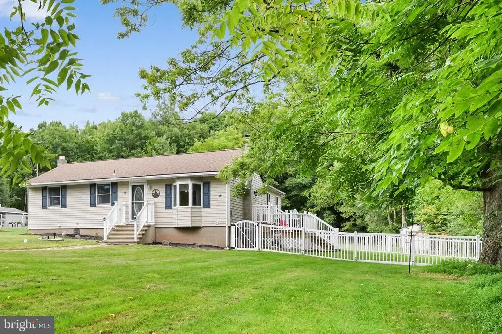 2096 Mountain Rd, STROUDSBURG