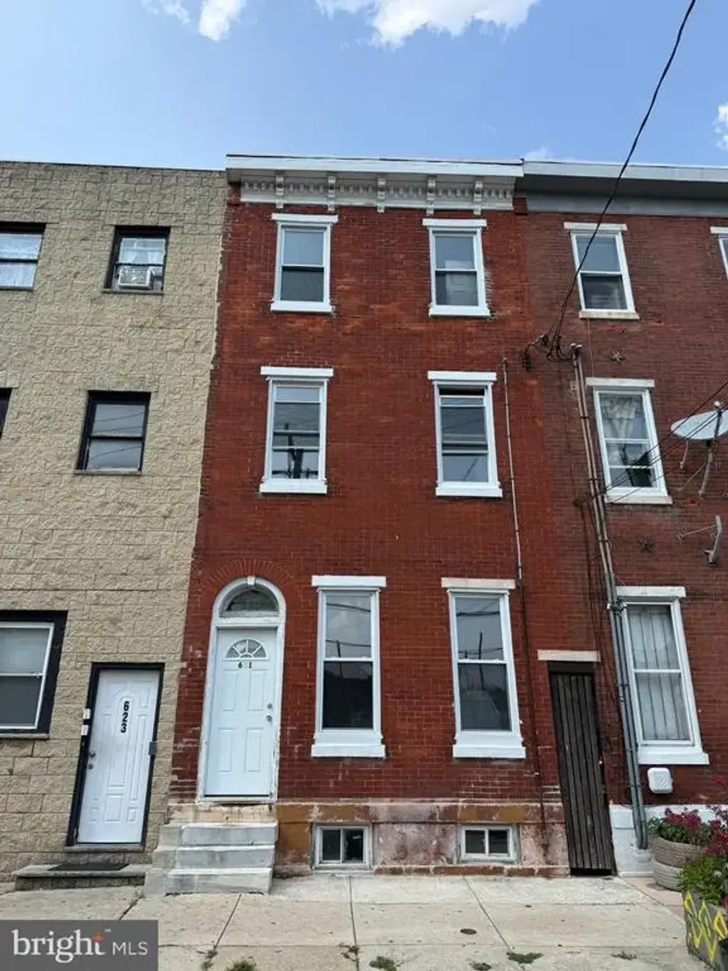 621 Dickinson St, PHILADELPHIA