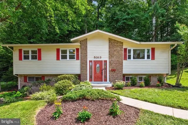 5313 Weymouth Dr, Springfield