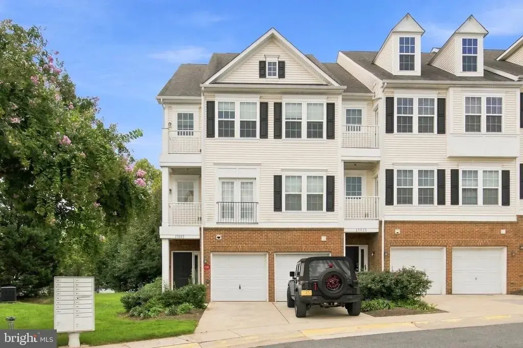 13913 Hollow Wind Way #201, WOODBRIDGE
