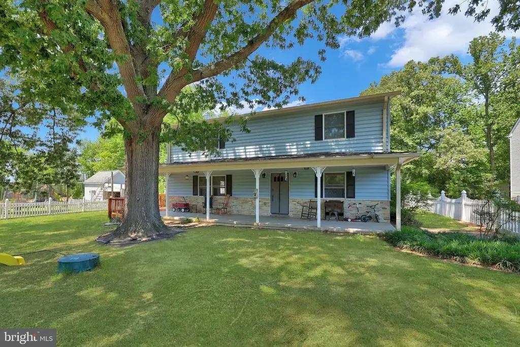 22 Sandy Ln, STAFFORD