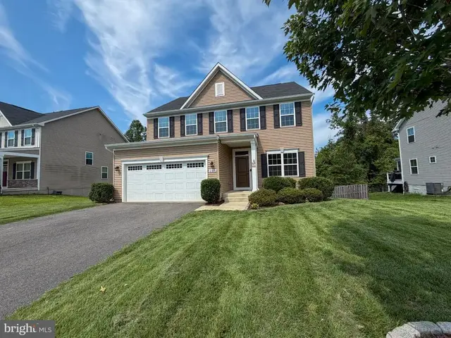 209 Courthouse Manor Dr, Stafford