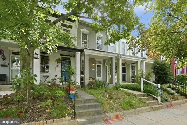 13 16th St Ne, Washington