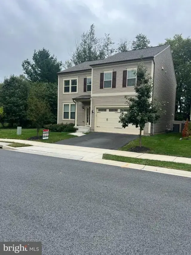 1726 Evansberry Dr, Frederick