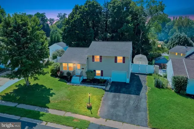 1043 Dettling Rd, Wilmington
