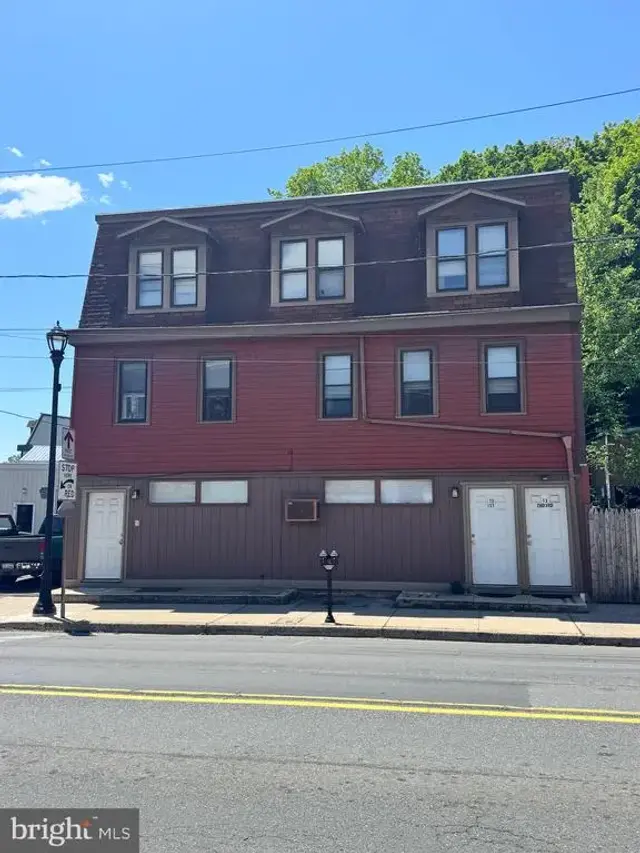 11 - 13 Sunbury St, Minersville