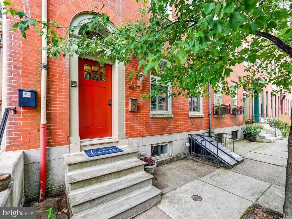 2015 E Pratt St, BALTIMORE