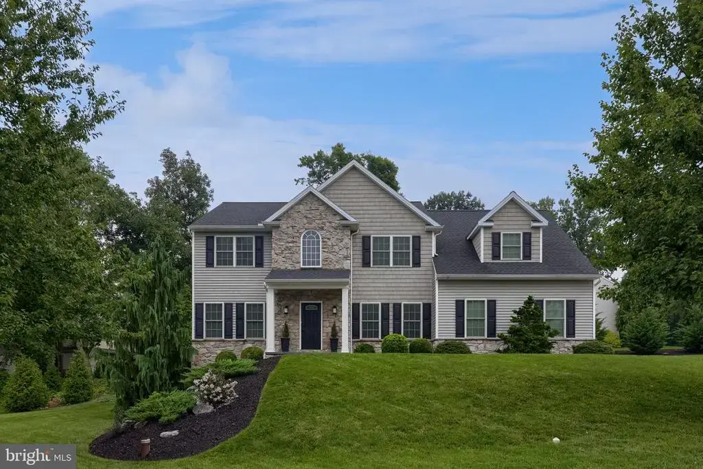 111 Crimson Ln, ELIZABETHTOWN