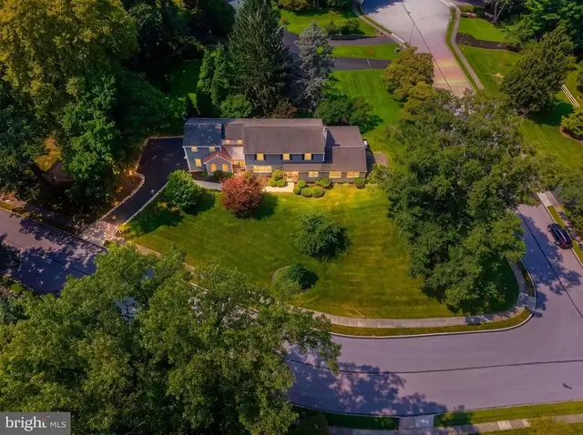 8408 Elliston Dr, Wyndmoor