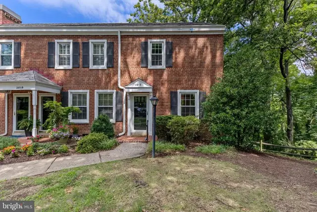 2813 S Abingdon St, Arlington