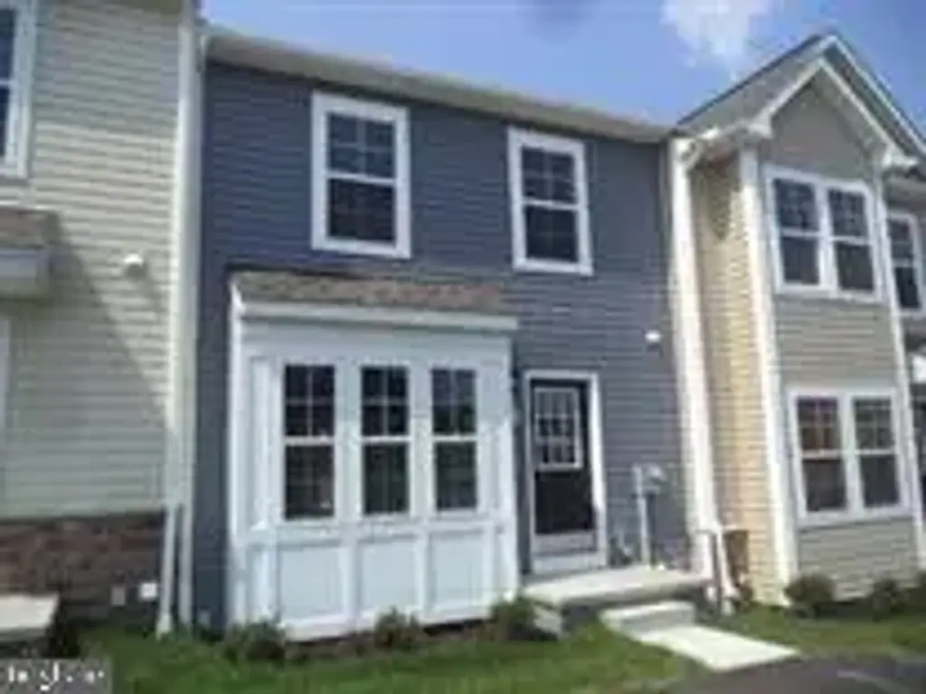 233 Homestead Dr, HANOVER