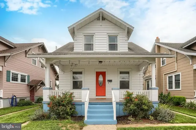 225 Broad St, Palmyra