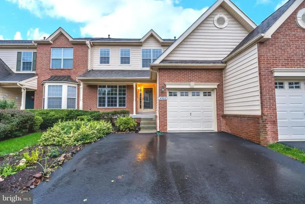 43619 Dunhill Cup Sq, ASHBURN