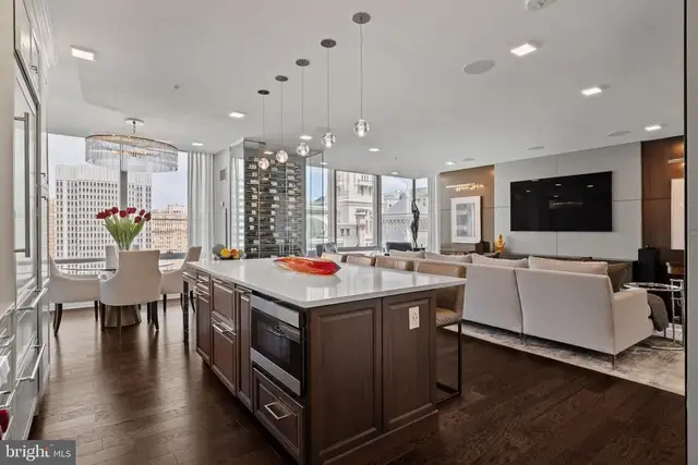 1414 S Penn Sq #15dc, Philadelphia