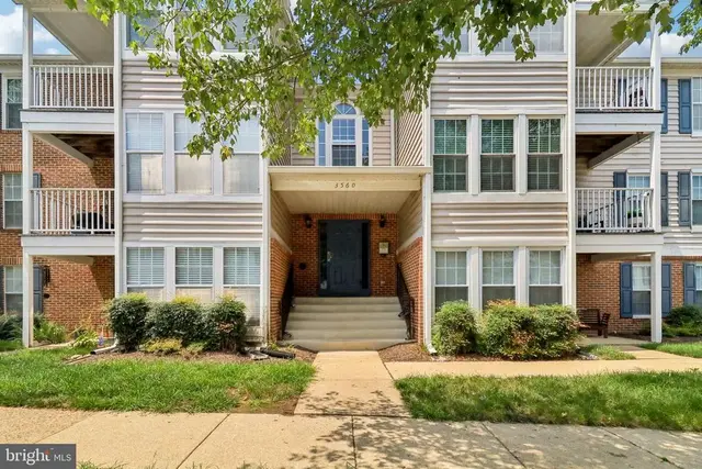 3560 Sherbrooke Cir #202, Woodbridge