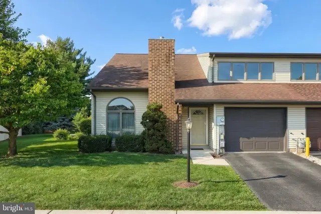 1118 Roosevelt Ct, Hanover