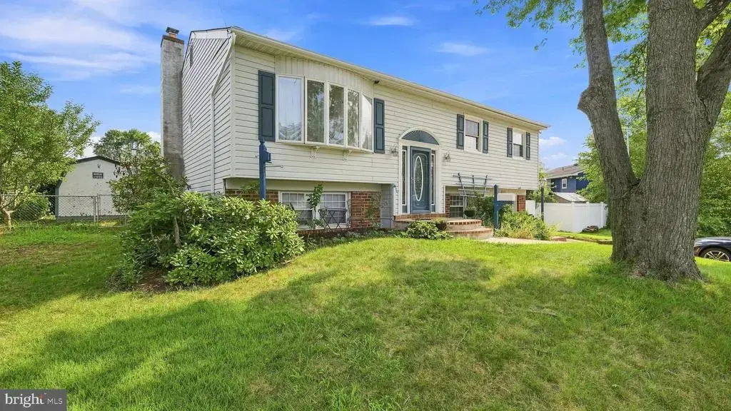 445 Patton Dr, WARMINSTER