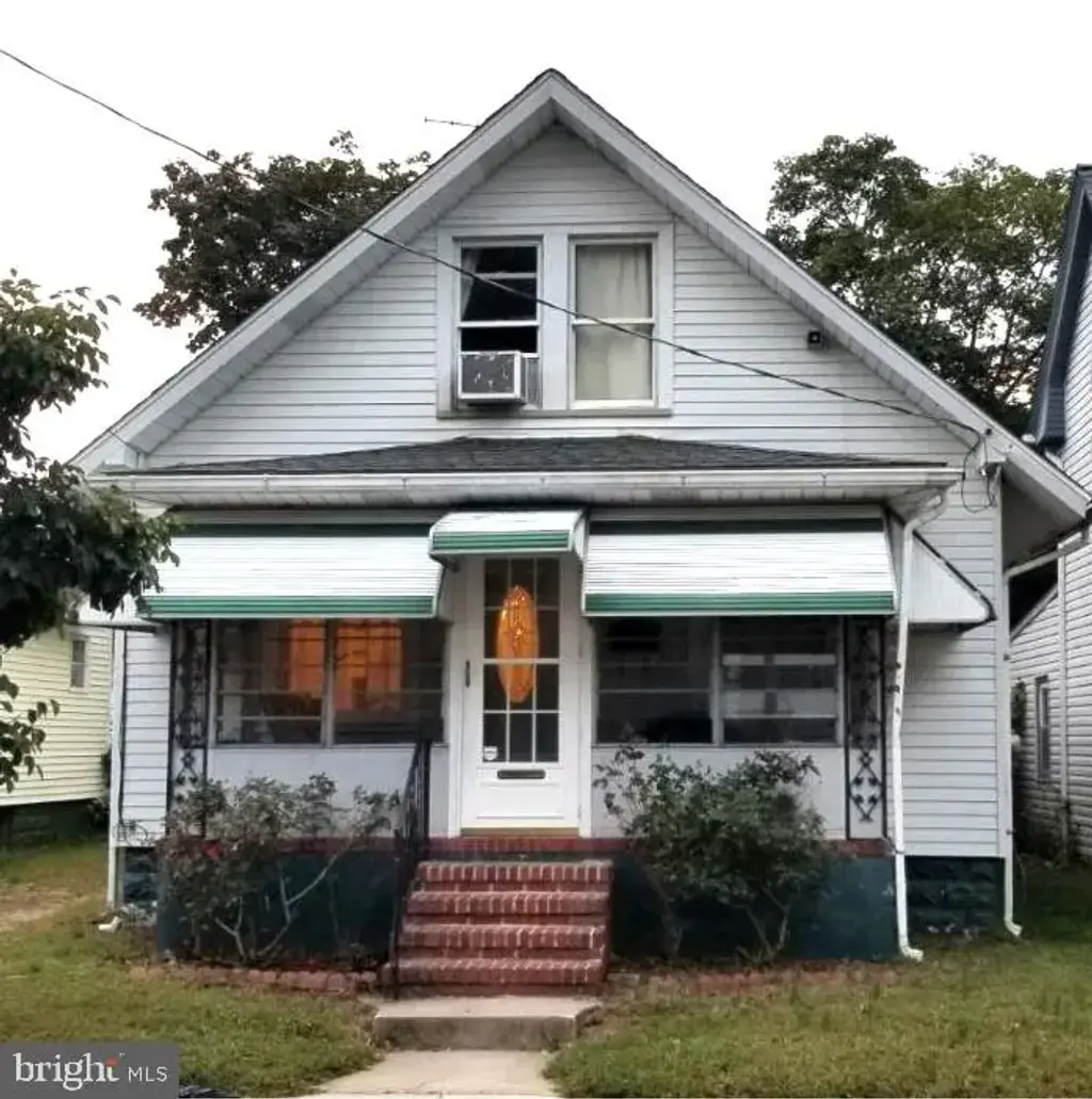 106 N 7th St N, MILLVILLE