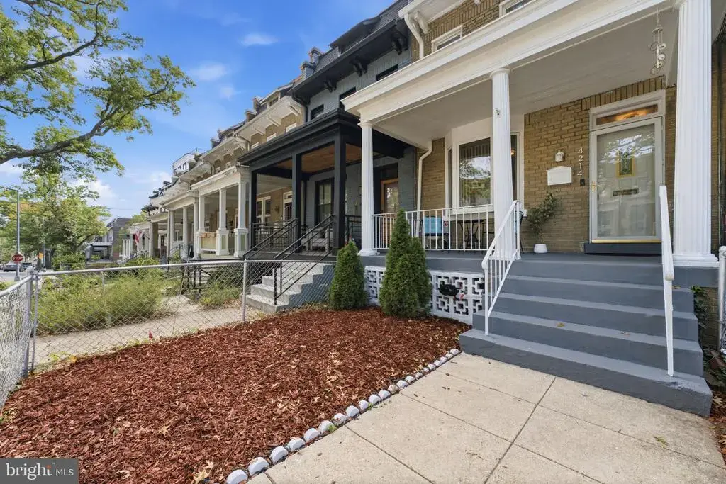 4214 3rd St Nw, WASHINGTON
