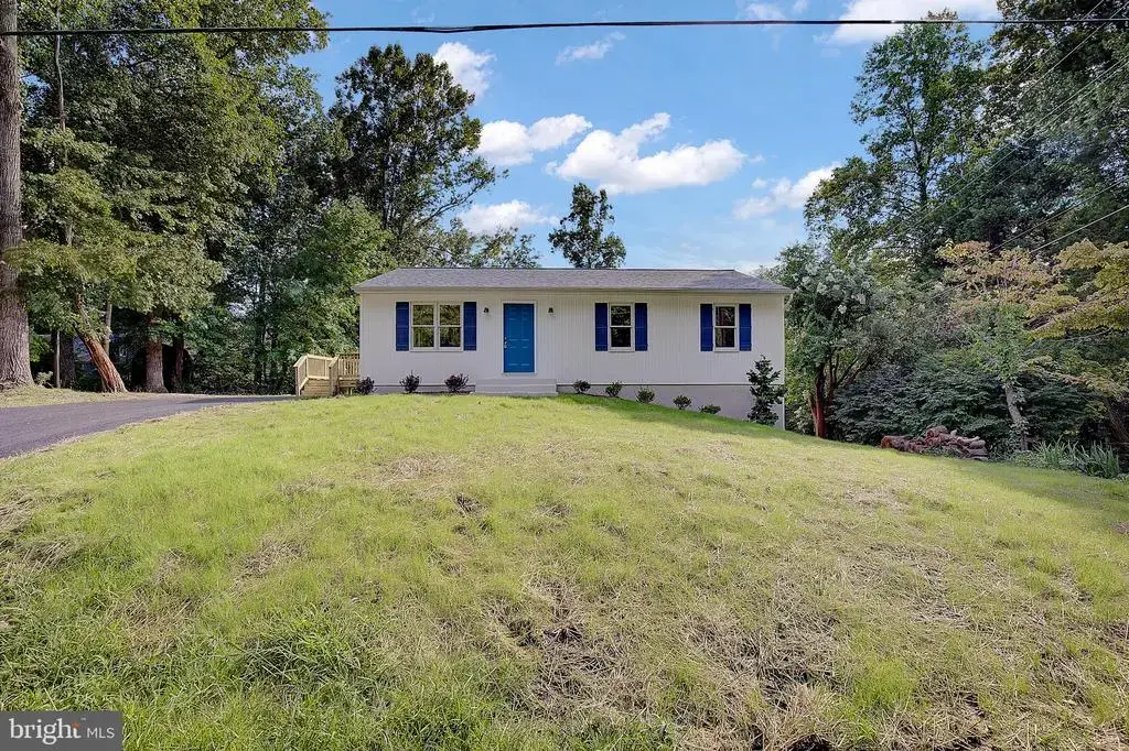 501 Bay View Dr, LUSBY