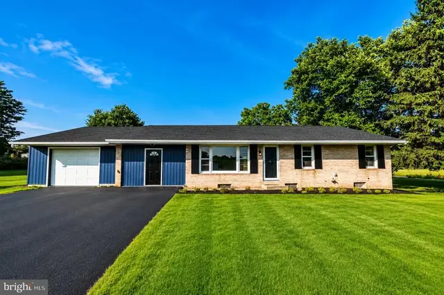 315 Shealer Rd, Gettysburg