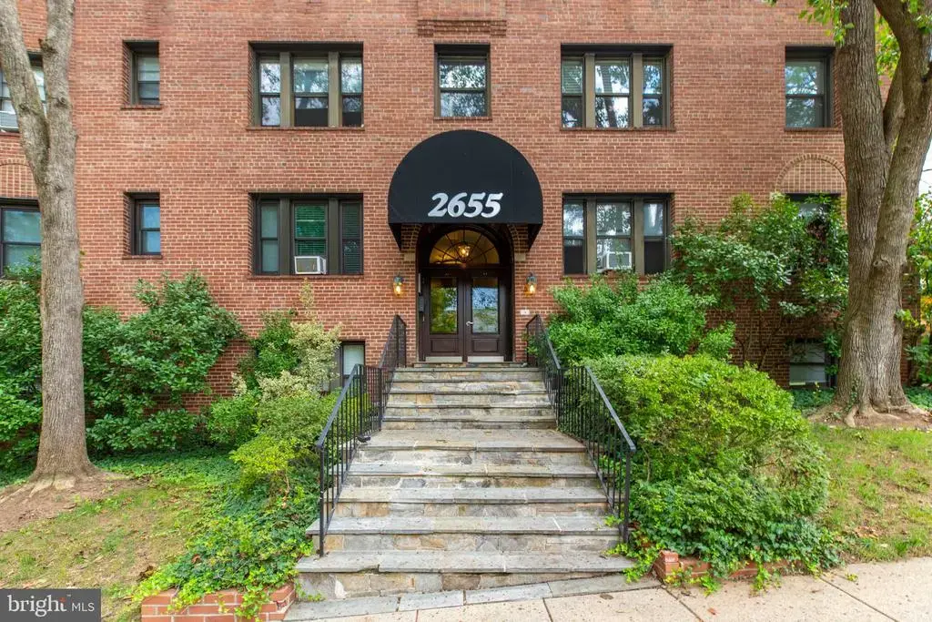 2655 41st St Nw #105, WASHINGTON