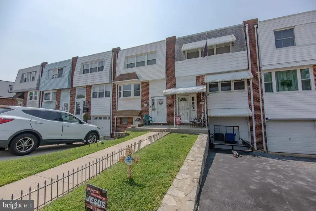 4130 Whiting Rd, PHILADELPHIA