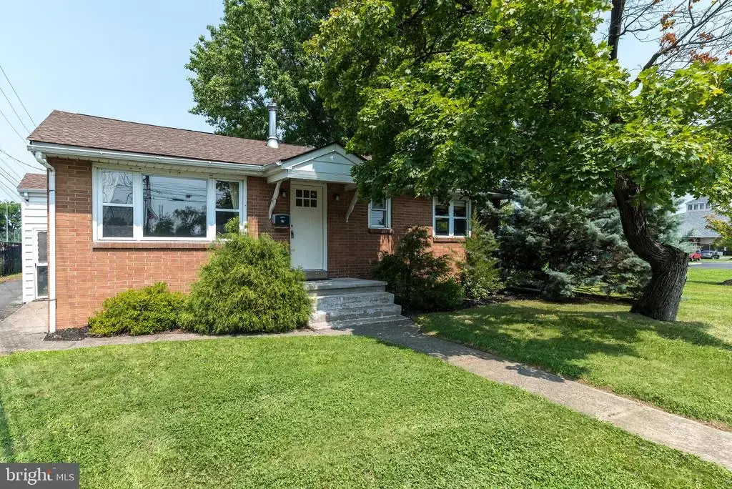 535 W Mill St, QUAKERTOWN