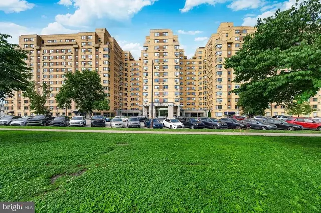 2601 Pennsylvania Ave #308, Philadelphia