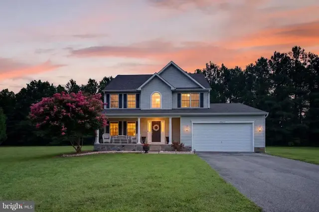 22677 Camryns Way, Queen Anne