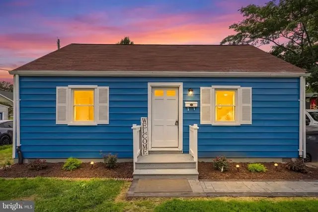 3007 Elmwood Dr, Alexandria