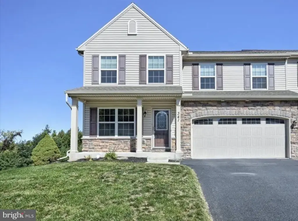341 Weatherstone Dr #21, NEW CUMBERLAND