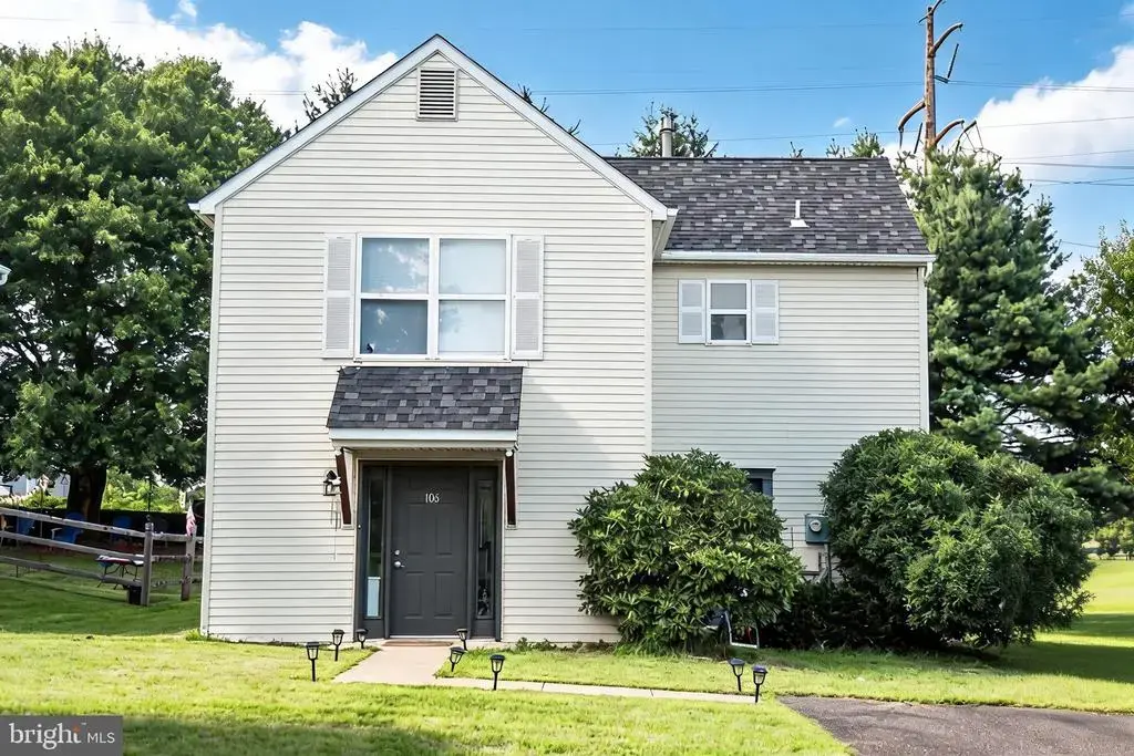106 Stephanie Ln, COLLEGEVILLE