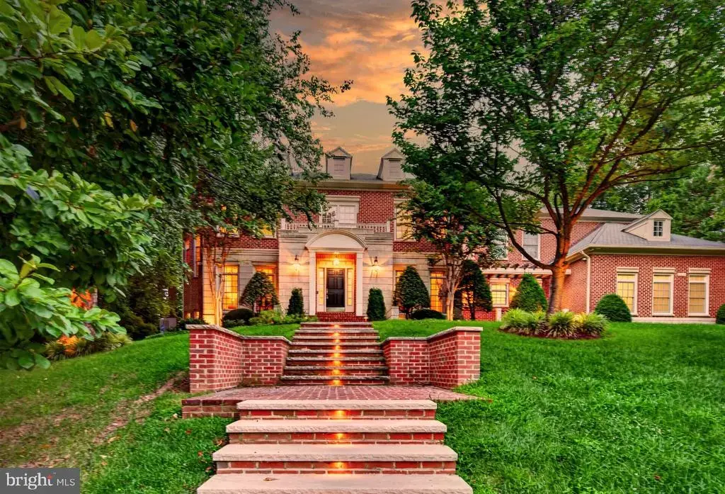 7834 Montvale Way, MCLEAN