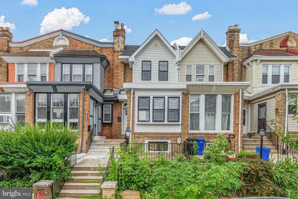 4942 Sansom St, PHILADELPHIA