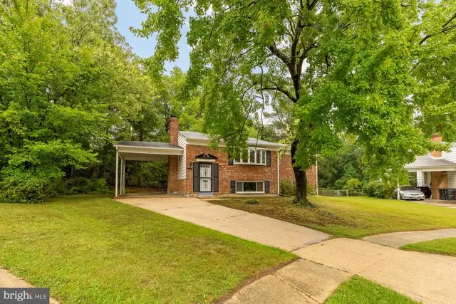 8513 Carrollton Pkwy, Hyattsville