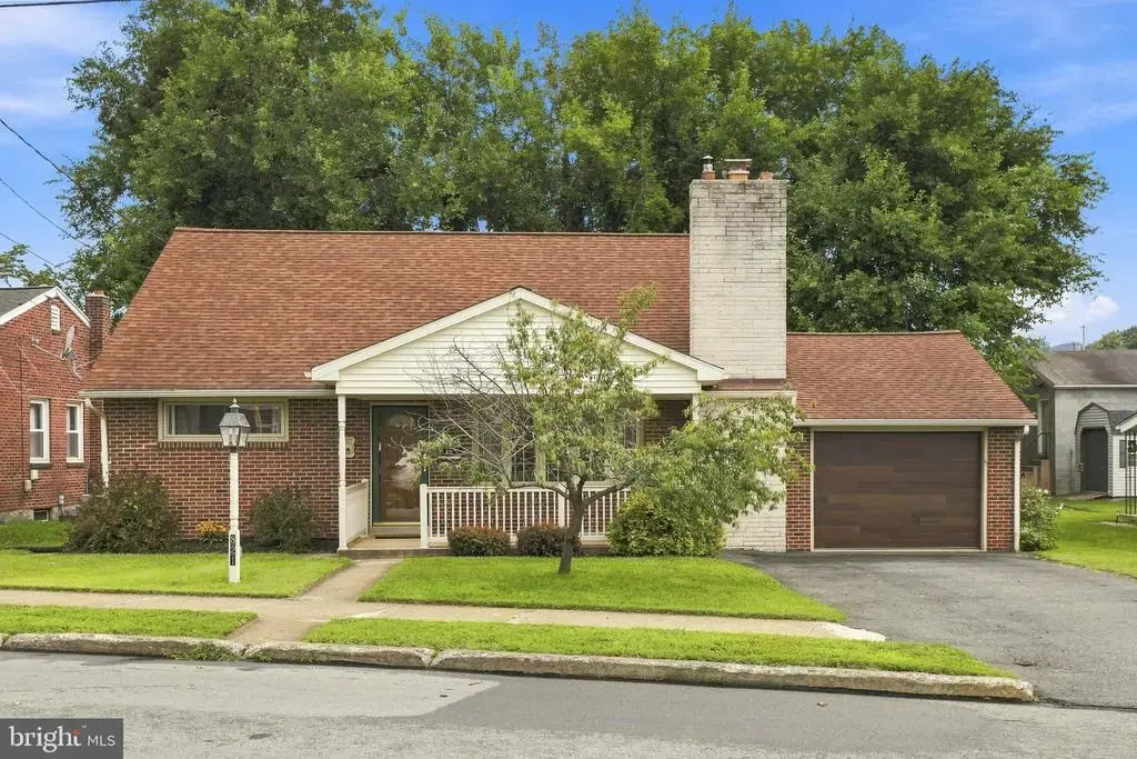 821 Ridge Ave, COLUMBIA