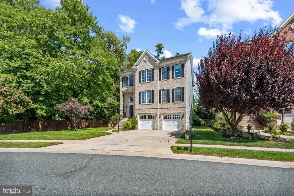 101 Milton Ave, FALLSTON