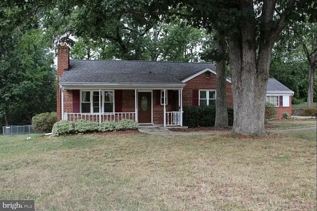 6000 Pratt St, ALEXANDRIA